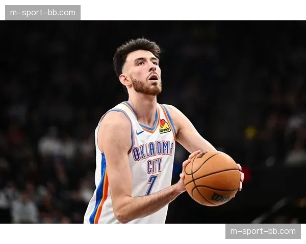 霍姆格伦防守胜利贡献值4.7列次席 护框效率6.4%支撑雷霆体系